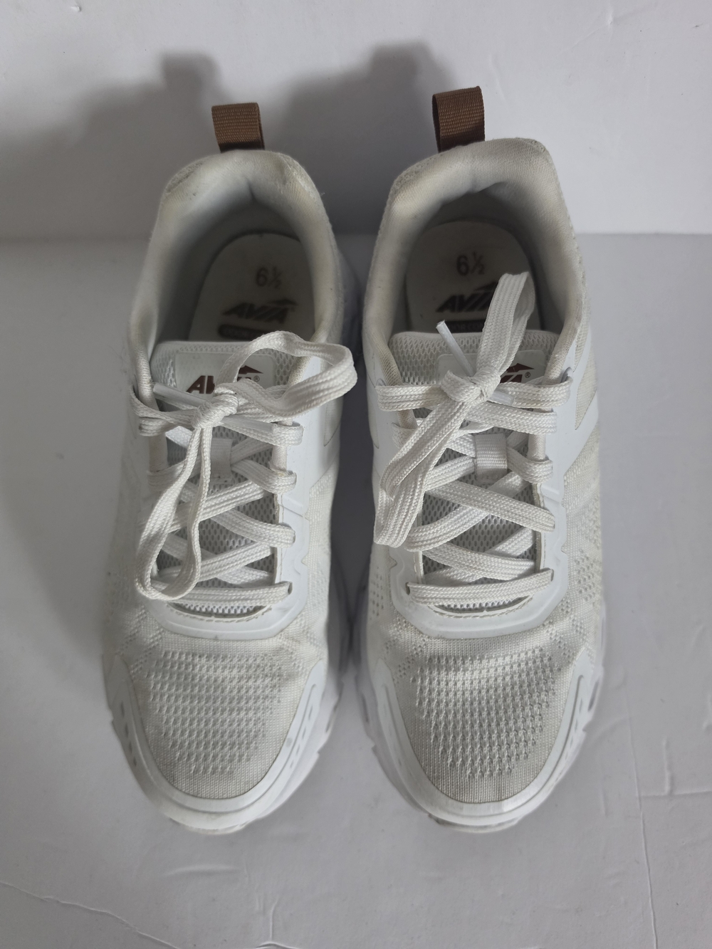 Avia White Athletic Cushion Running Shoes - Women's Size 6.5 - Picture 5 of 8